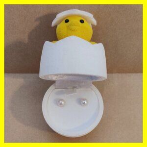 Avon Freshwater Pearl Stud Earrings in Flocked Chicky in Egg Jewelry Box - 2007